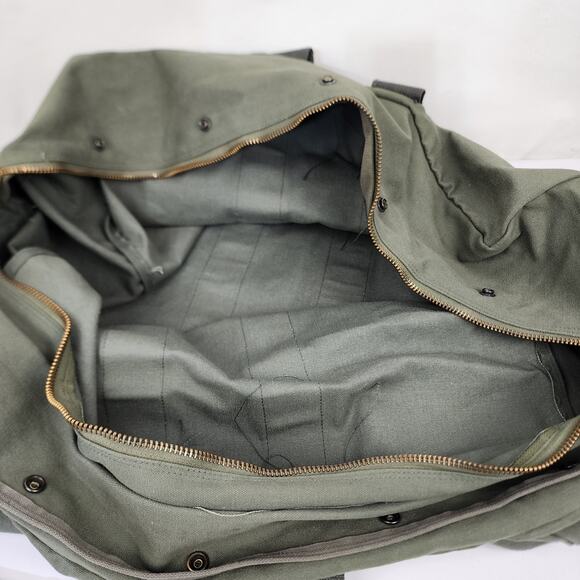 Flyer's A-3 Kit Bag 1982 Military Issue Canvas Zip/Snap Closure Clean! - Picture 5 of 5